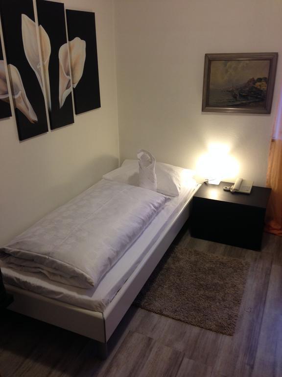 Hotel Aquila Nera - Schwarzer Adler Vipiteno Bilik gambar