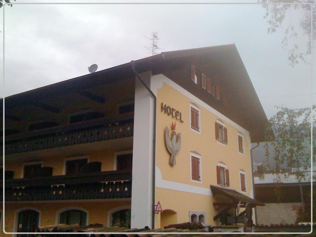 Hotel Aquila Nera - Schwarzer Adler Vipiteno Luaran gambar