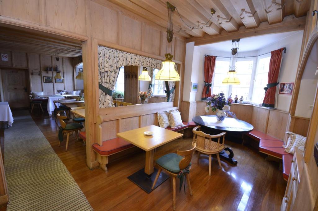 Hotel Aquila Nera - Schwarzer Adler Vipiteno Luaran gambar
