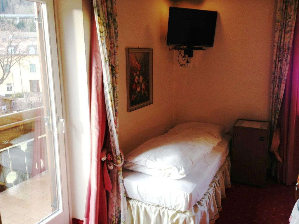 Hotel Aquila Nera - Schwarzer Adler Vipiteno Bilik gambar